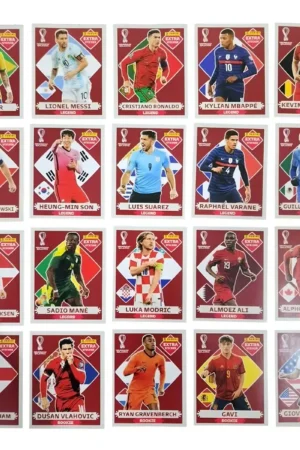 Kit Digital Figurinhas Panini Copa do Mundo 2022 Extra Legends Rookie Bordô